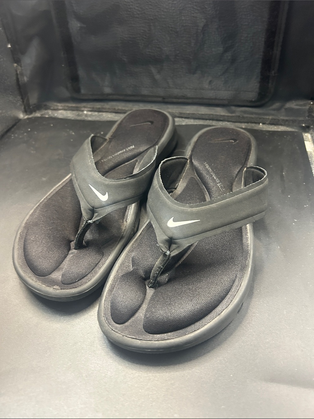 Nike slip on sandals
